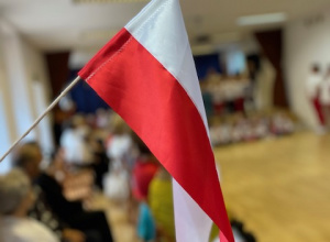 Pieśni patriotyczne z seniorami